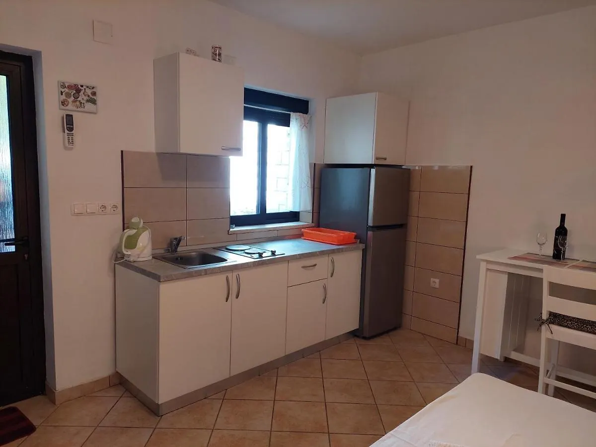 Apartments Nenad & Marija Pag Town 0*,  Chorwacja