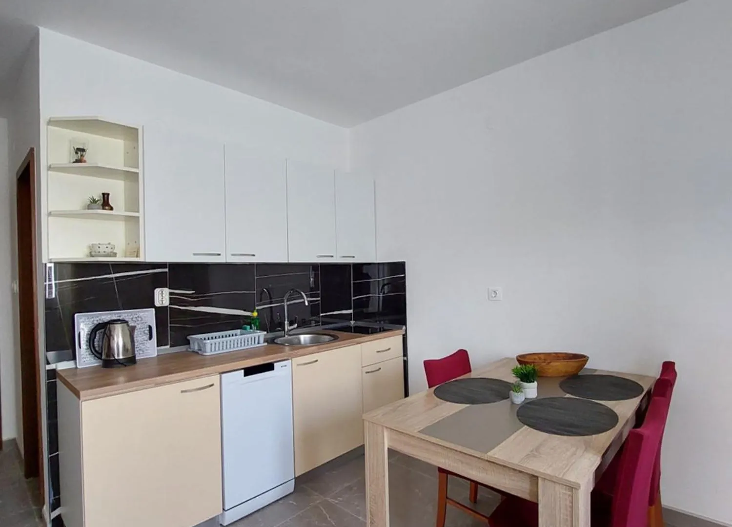 Apartments Nenad & Marija Pag Town